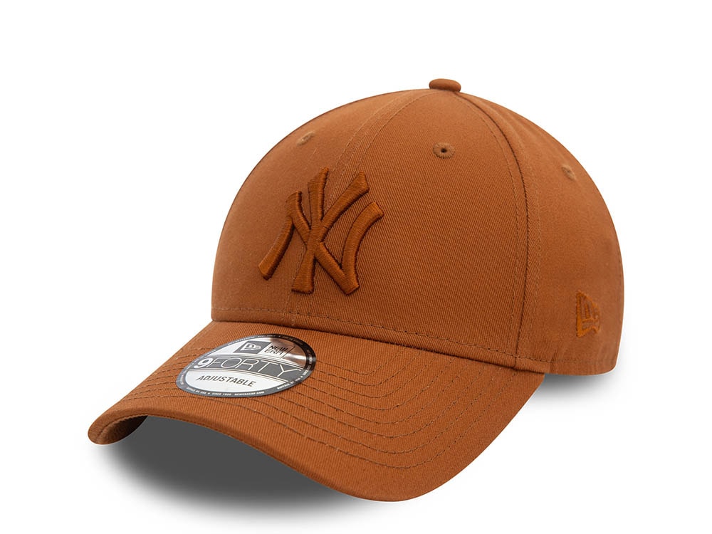 New Era New York Yankees Essential League Brown 9Forty Strapback Cap