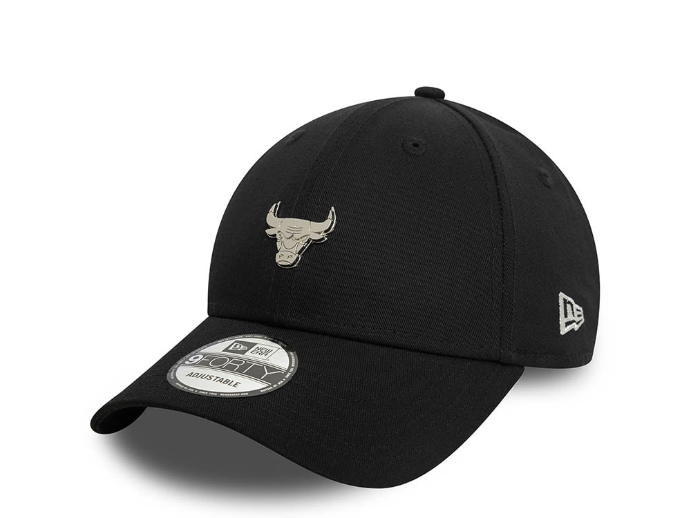 New Era Chicago Bulls Metallic Pin Black 9Forty Strapback Cap