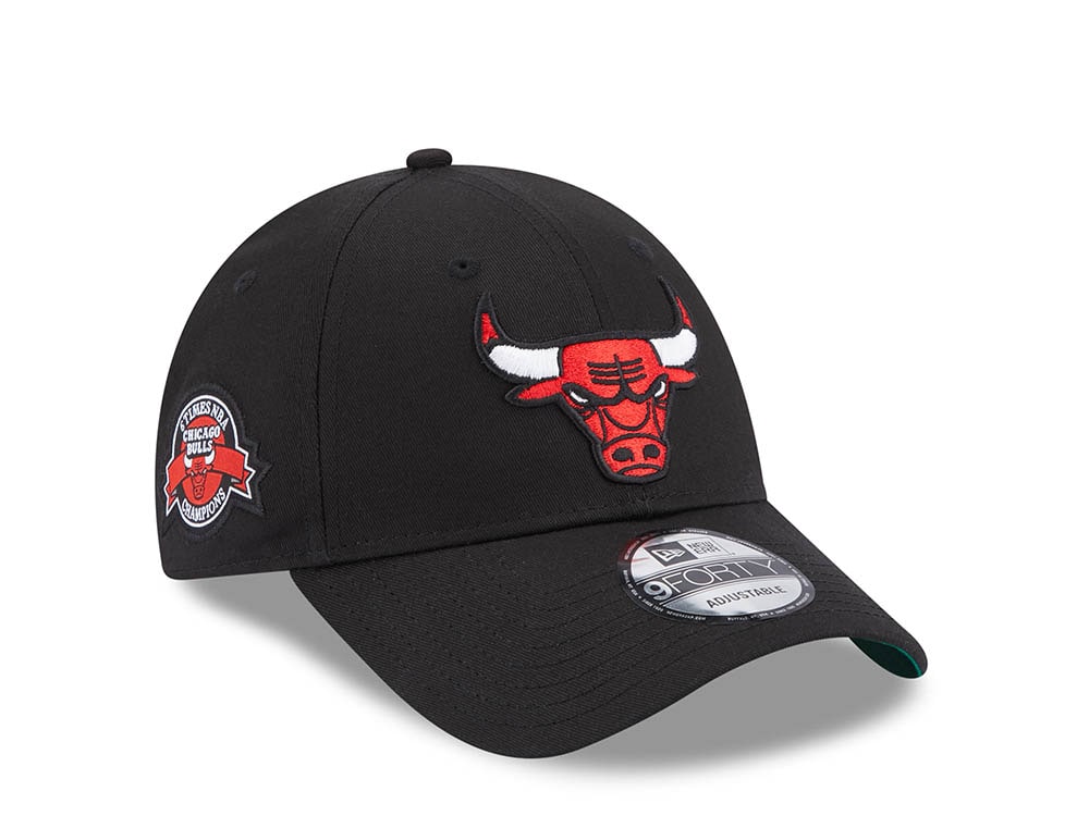 New Era Chicago Bulls 6 Times NBA Champions Black Throwback 9Forty Strapback Cap