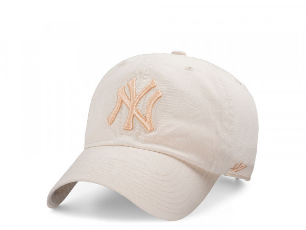 47Brand New York Yankees Natural Apricot Logo Clean up Strapback Cap